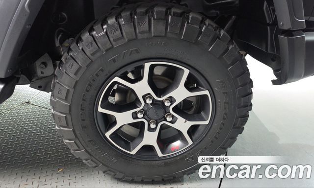 Jeep Wrangler 2019 — photo 7