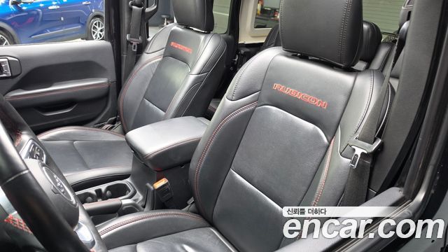 Jeep Wrangler 2019 — photo 30