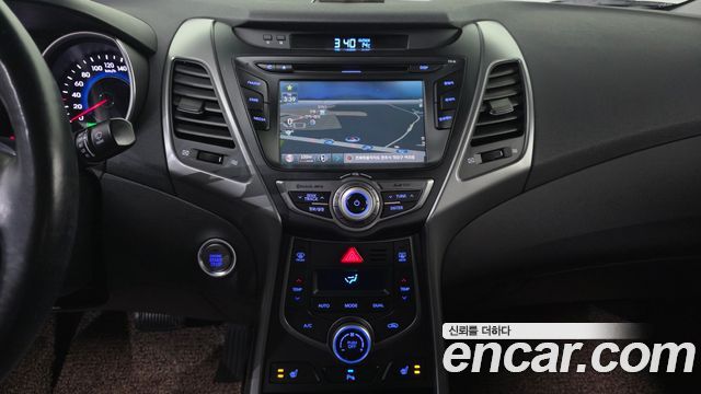 Hyundai AVANTE 2015 — photo 20