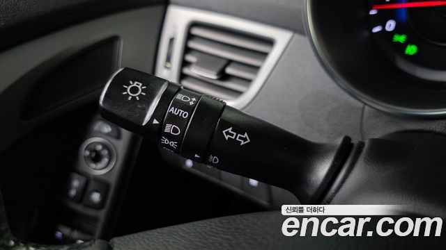 Hyundai AVANTE 2015 — photo 31