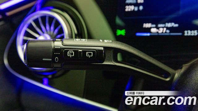 Mercedes-Benz EQE 2024 — photo 18
