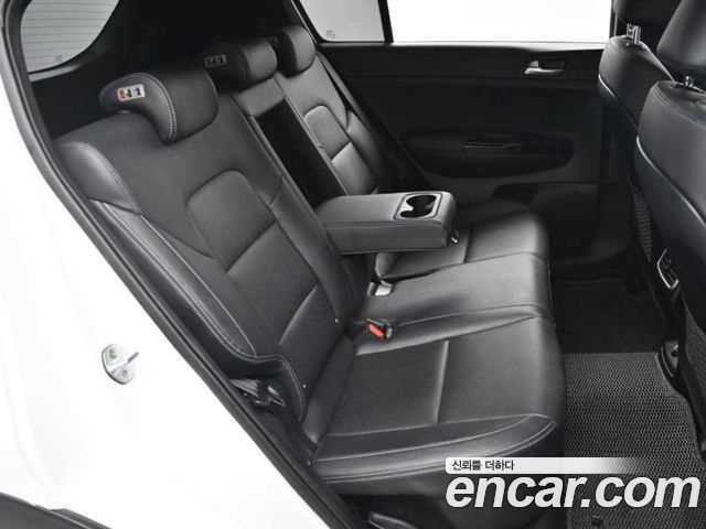 Kia Sportage 2019 — photo 12