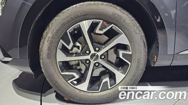 Kia Sportage 2023 — photo 5