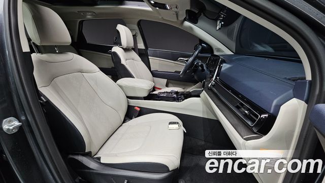 Kia Sportage 2023 — photo 10