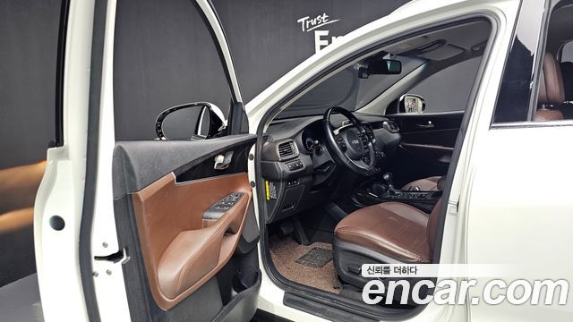 Kia Sorento 2016 — photo 13