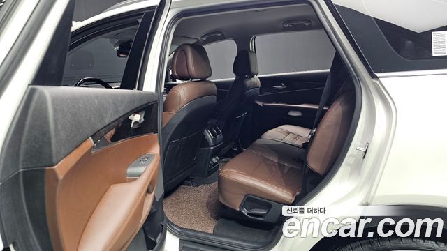 Kia Sorento 2016 — photo 17