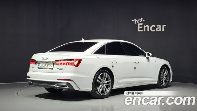 Audi A6 2022 — photo 2