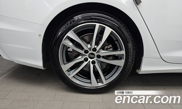 Audi A6 2022 — photo 5