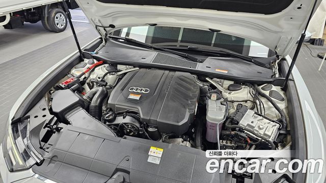 Audi A6 2022 — photo 6