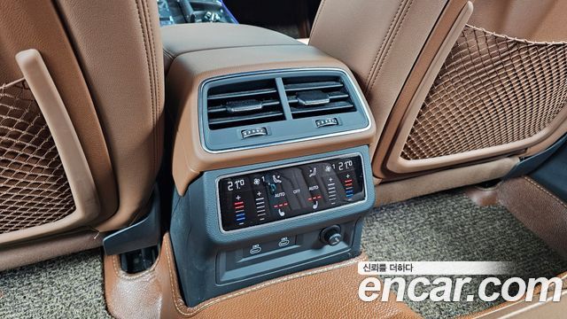 Audi A6 2022 — photo 32