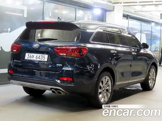 Kia Sorento 2018 — photo 4