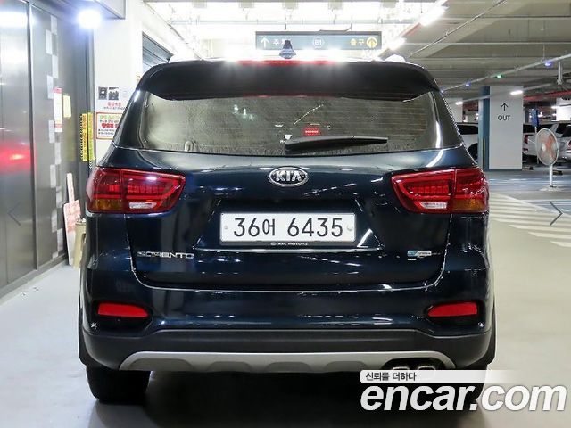 Kia Sorento 2018 — photo 5