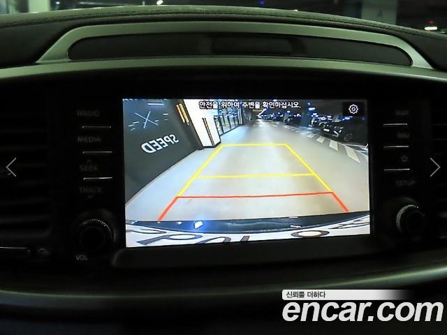 Kia Sorento 2018 — photo 13