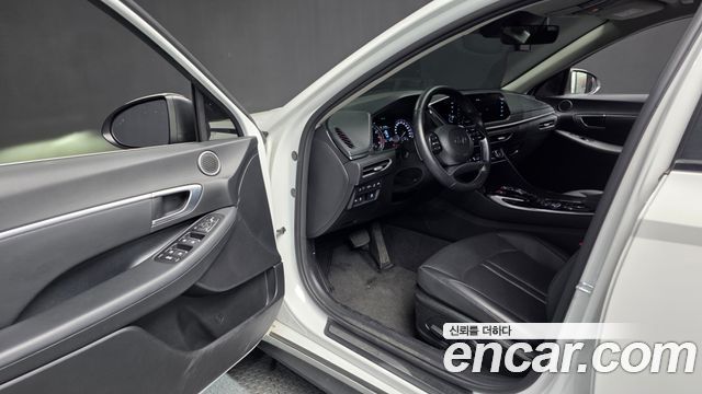 Hyundai Sonata 2021 — photo 13