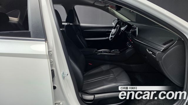 Hyundai Sonata 2021 — photo 17
