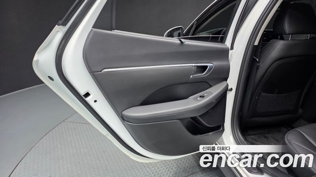 Hyundai Sonata 2021 — photo 15