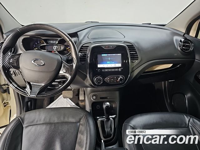 Renault Korea QM3 2015 — photo 5