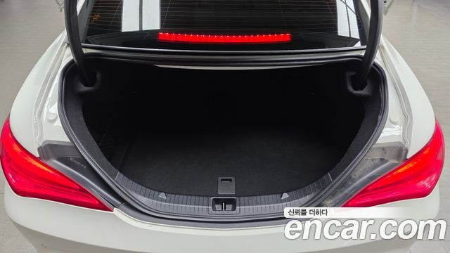 Mercedes-Benz CLA-Class 2016 — photo 20