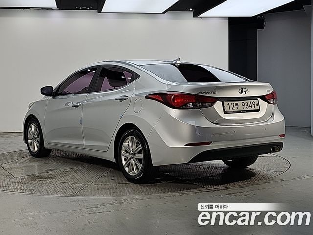 Hyundai AVANTE 2015 — photo 3