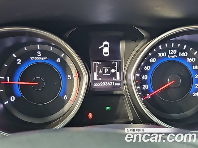 Hyundai AVANTE 2015 — photo 7