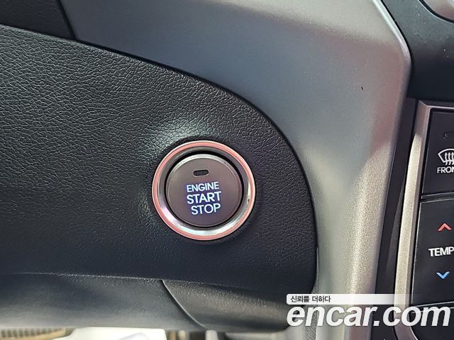 Hyundai AVANTE 2015 — photo 17