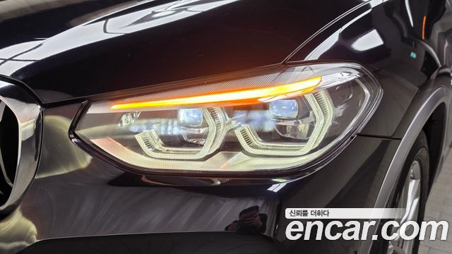 BMW X4 2021 — photo 8