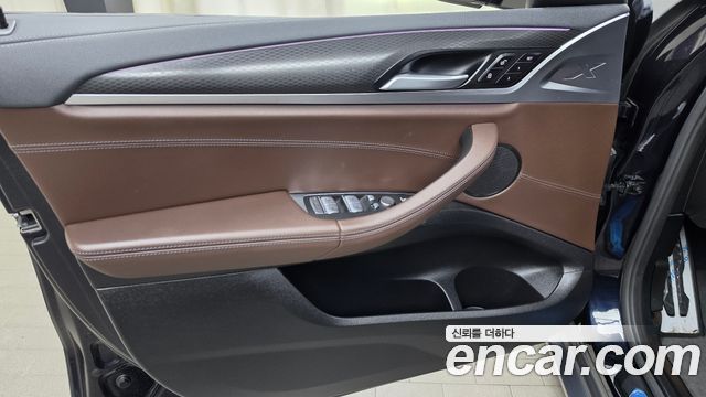 BMW X4 2021 — photo 14