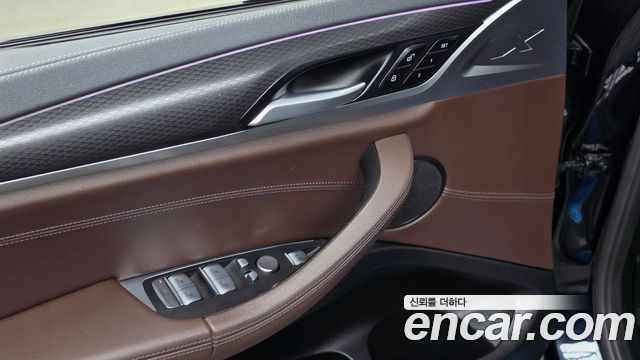 BMW X4 2021 — photo 28