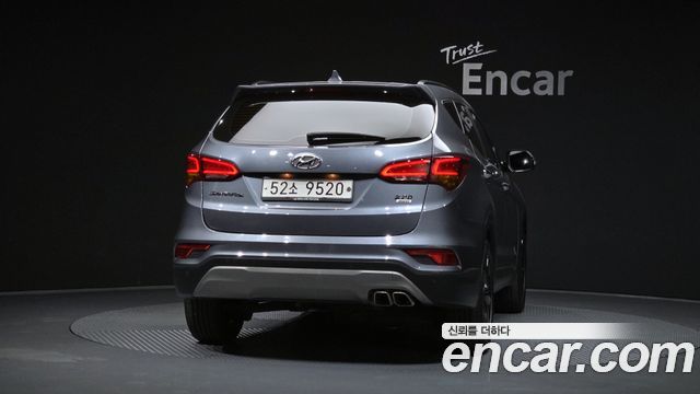 Hyundai Santafe 2018 — photo 4