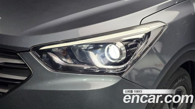 Hyundai Santafe 2018 — photo 8