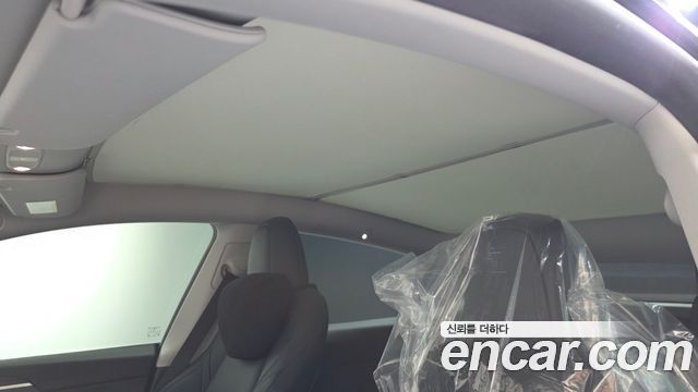 Tesla Model Y 2024 — photo 22