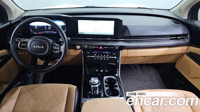 Kia Canival 2023 — photo 10