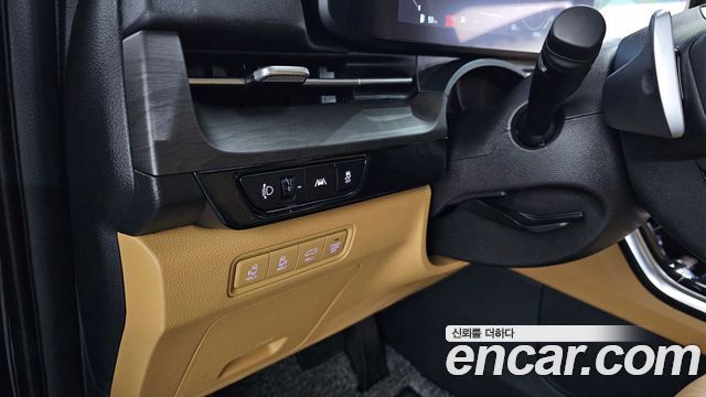Kia Canival 2023 — photo 20