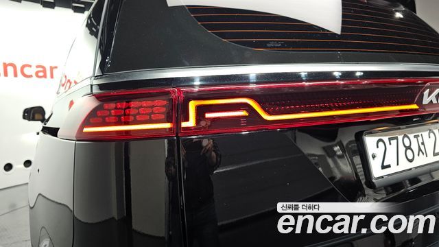 Kia Canival 2023 — photo 9