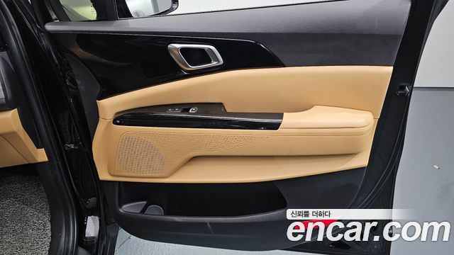Kia Canival 2023 — photo 14