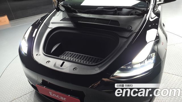 Tesla Model Y 2022 — photo 6