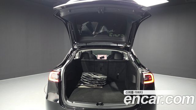 Tesla Model Y 2022 — photo 34