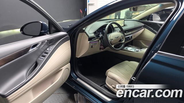 Genesis G80 2022 — photo 13