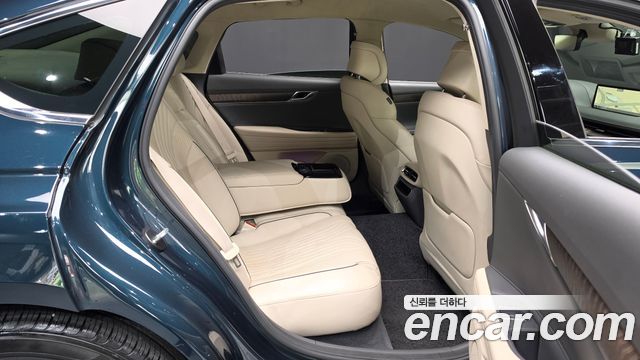 Genesis G80 2022 — photo 17