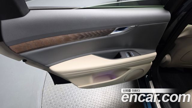 Genesis G80 2022 — photo 15