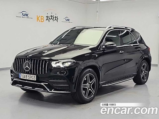 Mercedes-Benz GLE-Class 2020 — photo 1