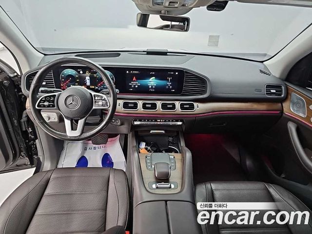 Mercedes-Benz GLE-Class 2020 — photo 7