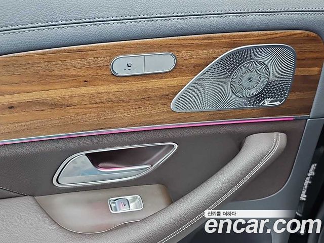 Mercedes-Benz GLE-Class 2020 — photo 12