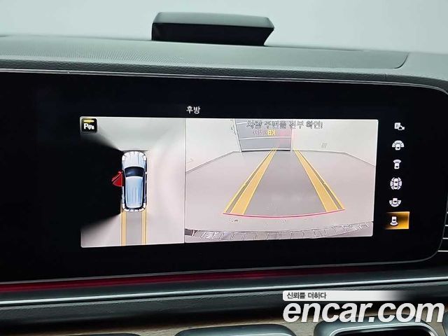 Mercedes-Benz GLE-Class 2020 — photo 15