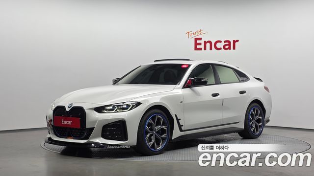 BMW i4 2023 — photo 1
