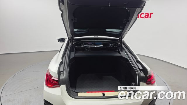 BMW i4 2023 — photo 27
