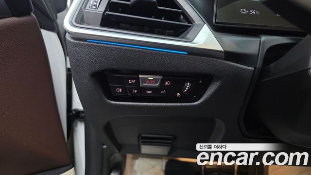BMW i4 2023 — photo 28