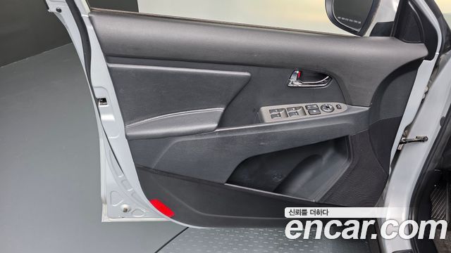 Kia Sportage 2016 — photo 14