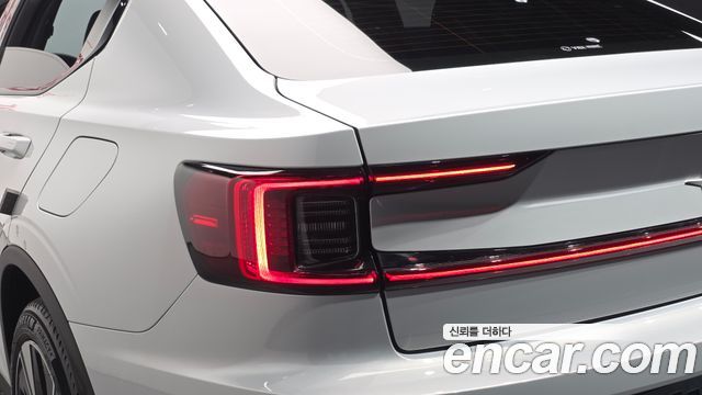 Polestar Polestar 2 2023 — photo 9