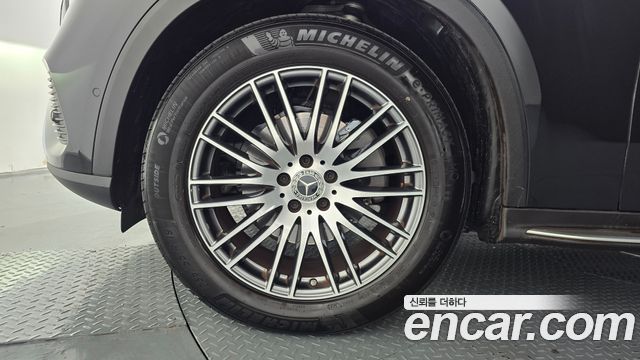 Mercedes-Benz GLC-Class 2025 — photo 5